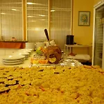 Hotel Sara 3*