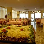 Sara Hotel 3*
